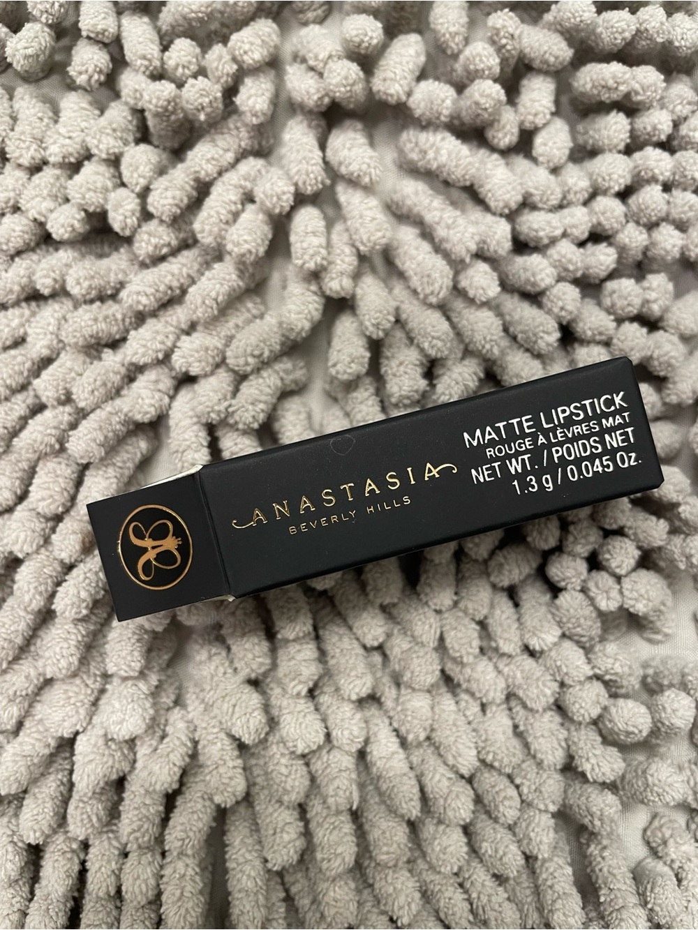 Anastasia Beverly Hills Matte Lipstick, Dead Roses, 1.3 g, 0.045 fl oz - Picture 4 of 5